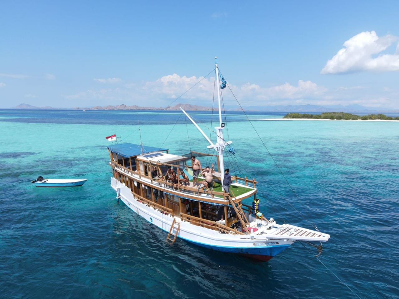 Komodo Boat Tour