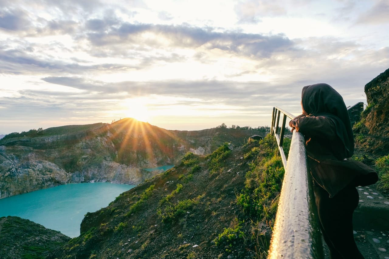 Kelimutu lake tour